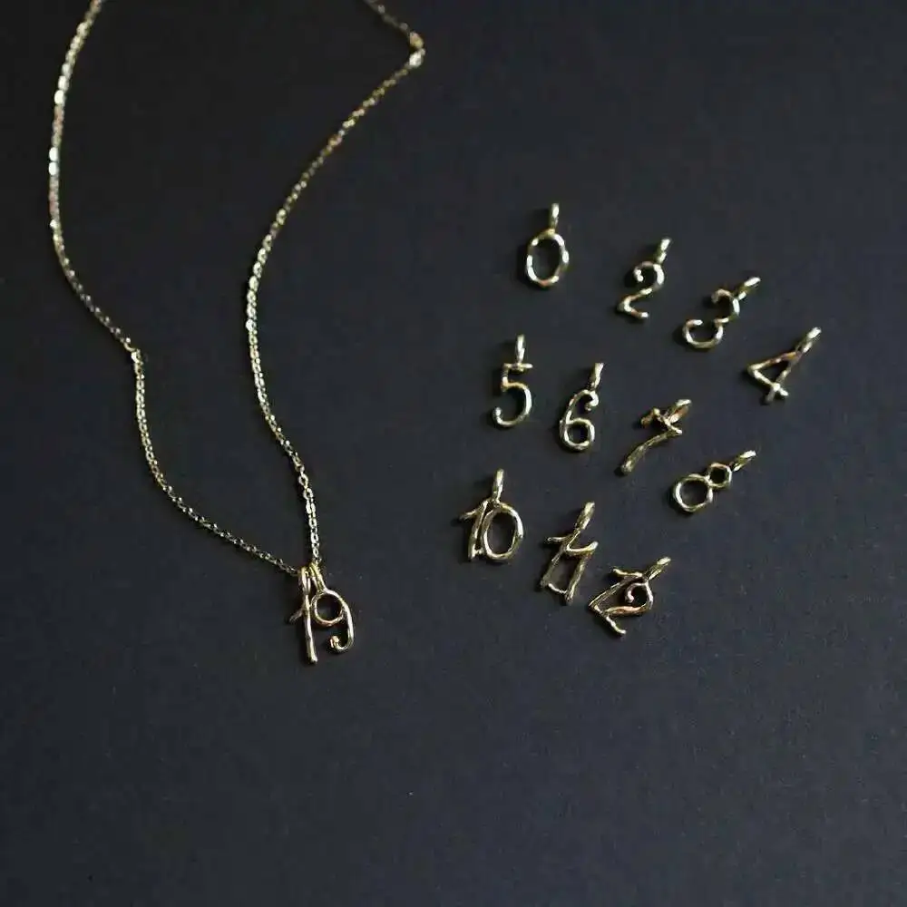 Customized GrilGold Digital Pendant, 9K Gold Ins, Unique European and American, Careful Girl Lovers, kj301